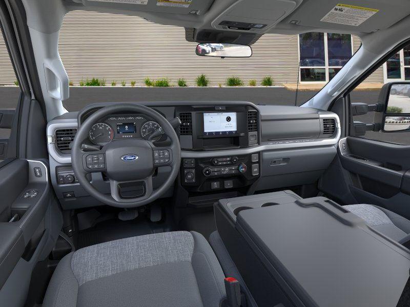 new 2025 Ford F-350 car, priced at $53,375
