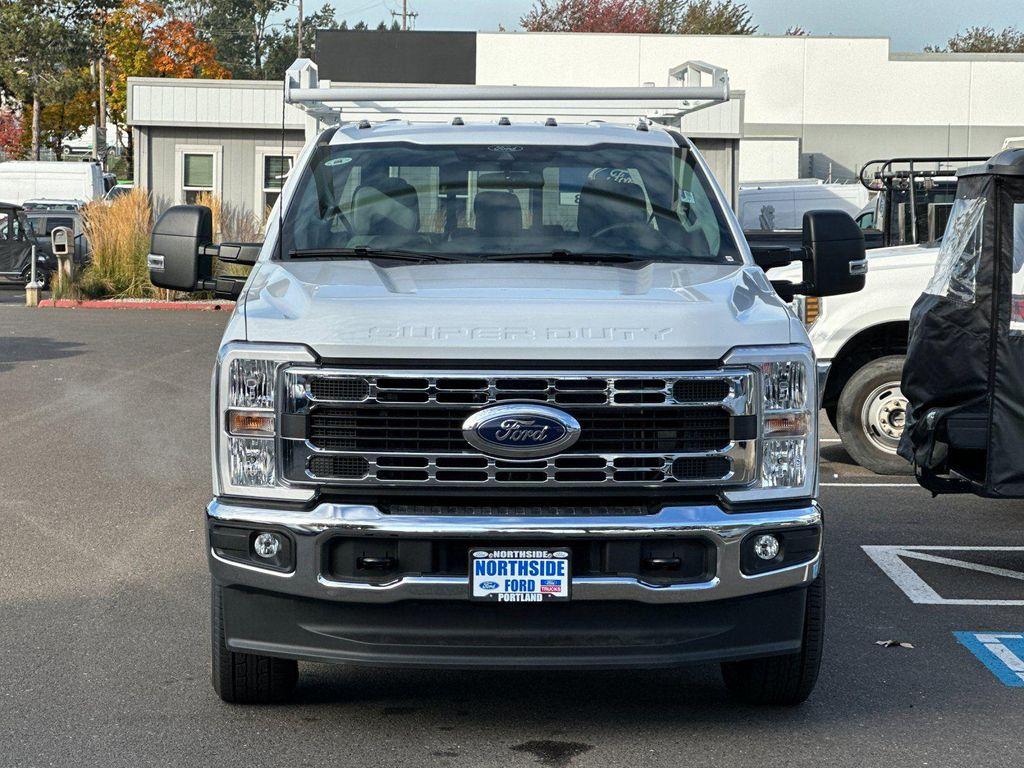 new 2025 Ford F-350 car, priced at $68,998