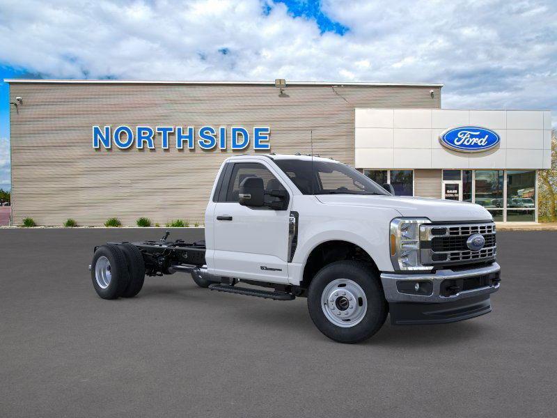 new 2025 Ford F-350 car, priced at $73,972