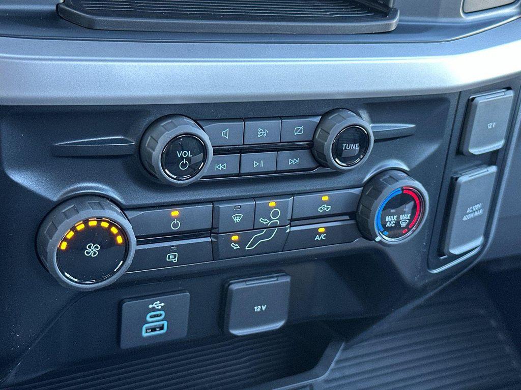 new 2024 Ford F-450 car, priced at $66,384