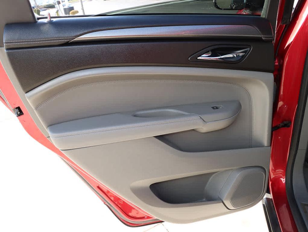 used 2010 Cadillac SRX car, priced at $7,150