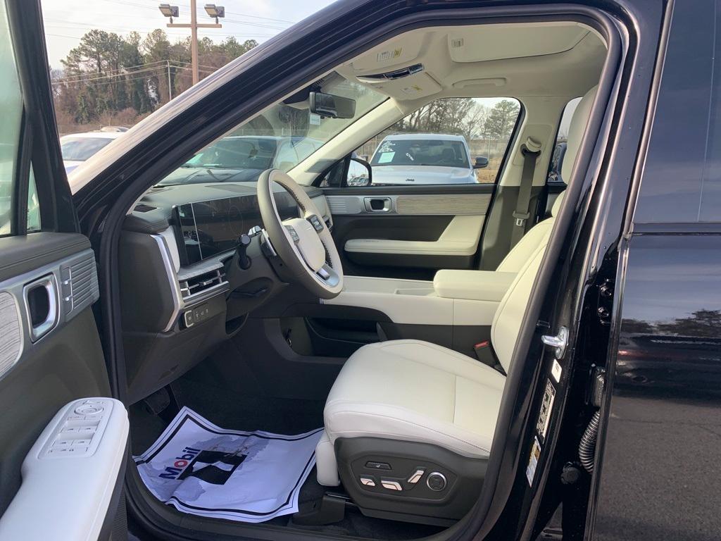 new 2025 Hyundai Santa Fe car, priced at $42,500