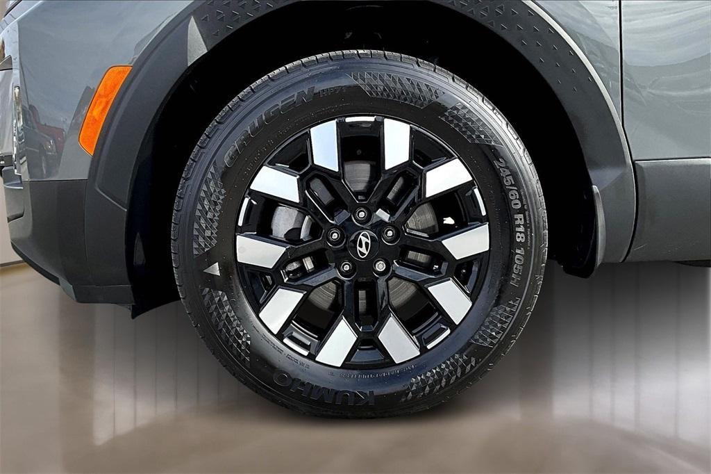 used 2025 Hyundai SANTA CRUZ car, priced at $25,988