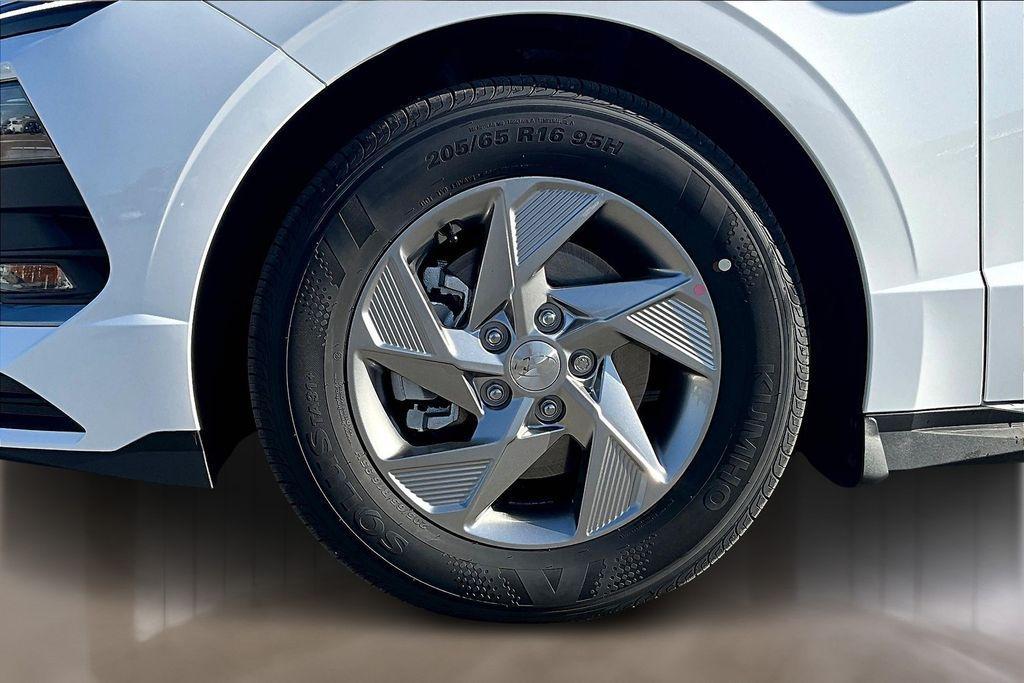 new 2025 Hyundai Sonata car, priced at $28,102