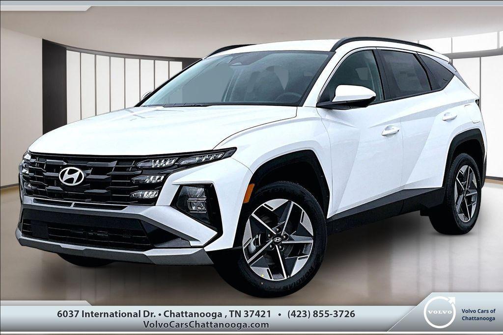 new 2026 Hyundai TUCSON Hybrid car, priced at $34,399