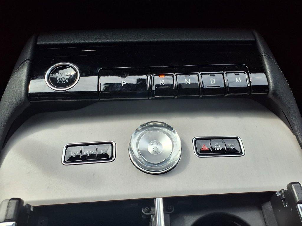 new 2027 Lincoln Navigator car, priced at $115,195