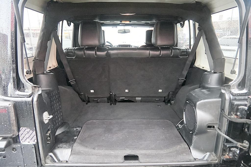 used 2014 Jeep Wrangler Unlimited car, priced at $11,995