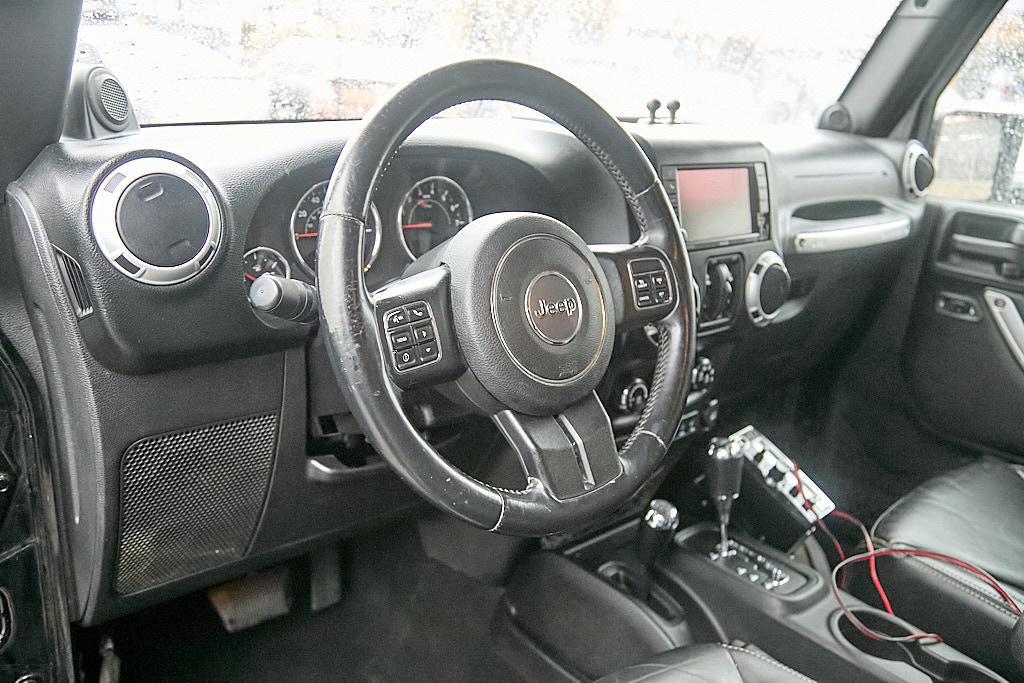 used 2014 Jeep Wrangler Unlimited car, priced at $11,995