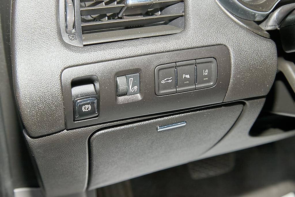 used 2016 Chevrolet Impala car, priced at $6,995