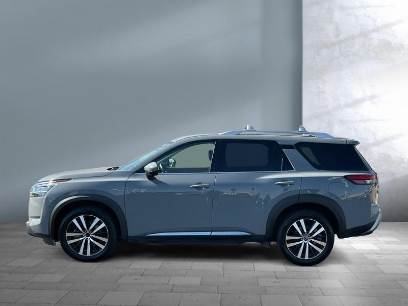 2023 Boulder Gray Pearl Nissan Pathfinder