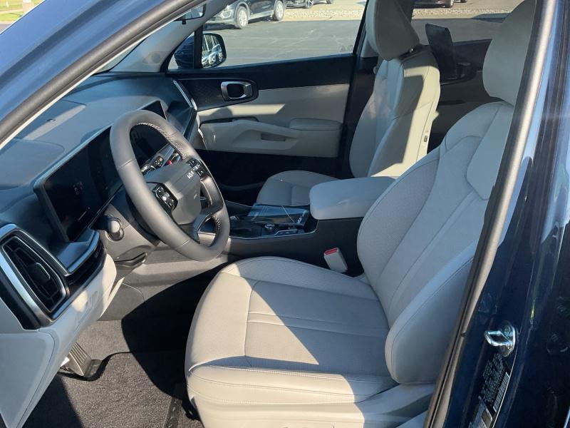 new 2026 Kia Sorento car, priced at $39,999