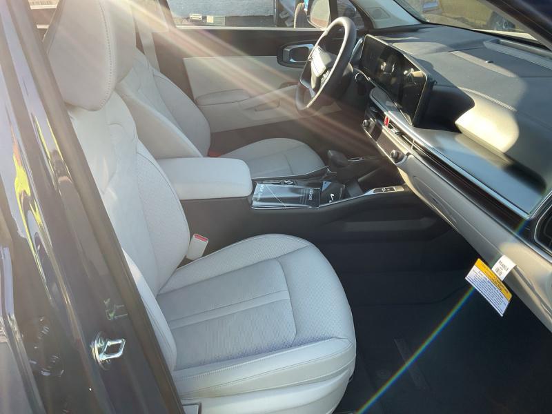 new 2026 Kia Sorento car, priced at $39,999