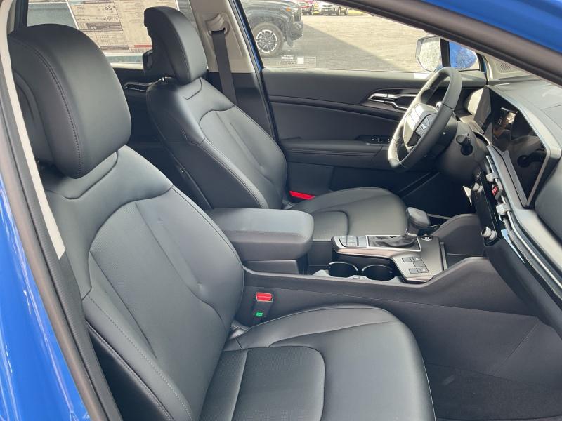 new 2026 Kia Sportage car, priced at $33,754