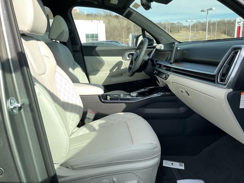 new 2026 Kia Sorento Hybrid car, priced at $45,764