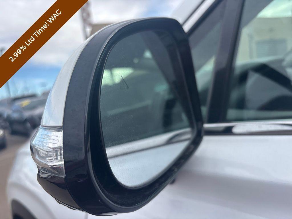 used 2023 Hyundai Santa Fe car, priced at $21,993