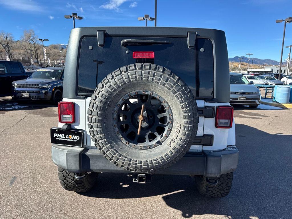 used 2015 Jeep Wrangler Unlimited car, priced at $15,991
