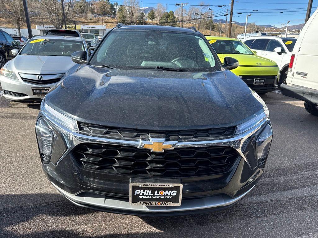 used 2024 Chevrolet Trax car, priced at $19,592