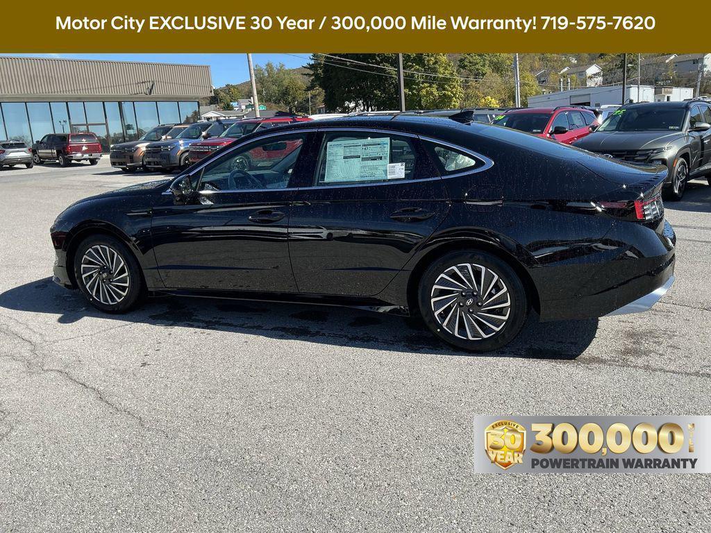 new 2026 Hyundai Sonata Hybrid car, priced at $39,400