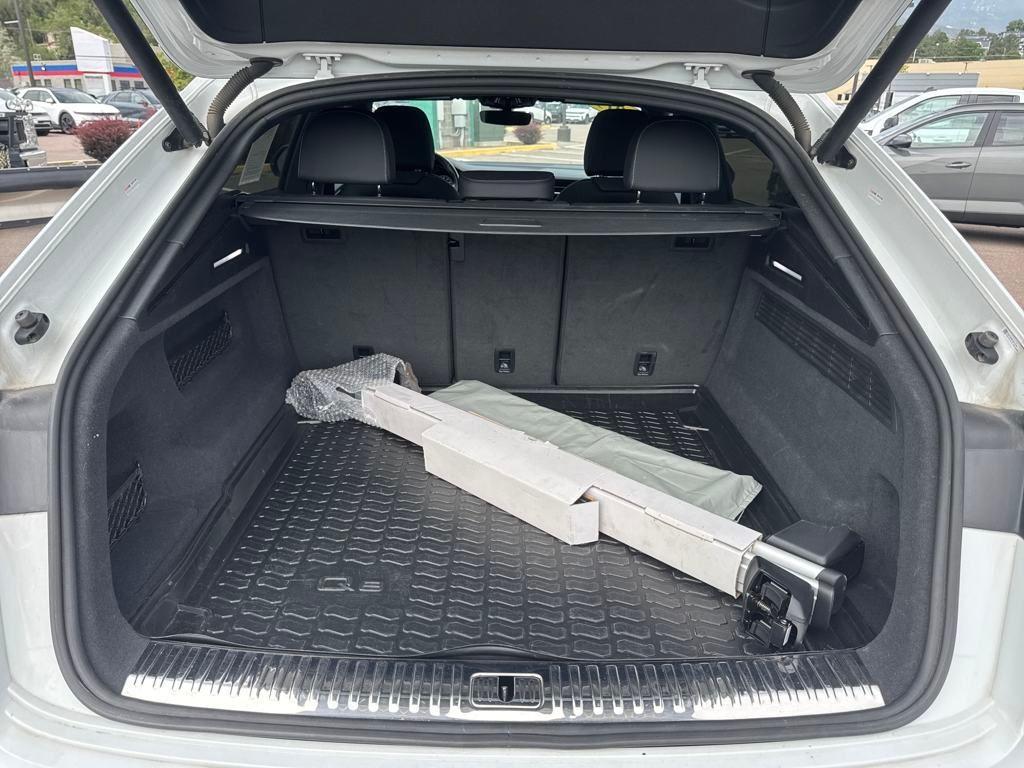 2019 Glacier White Metallic Audi Q8