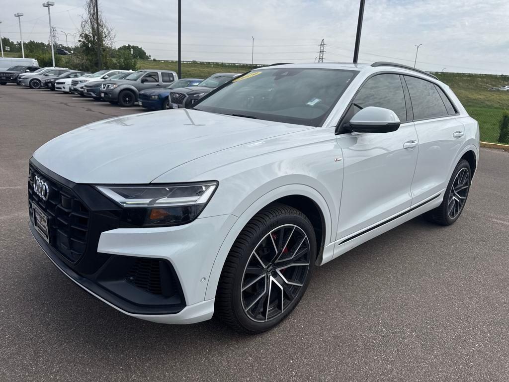 2019 Glacier White Metallic Audi Q8