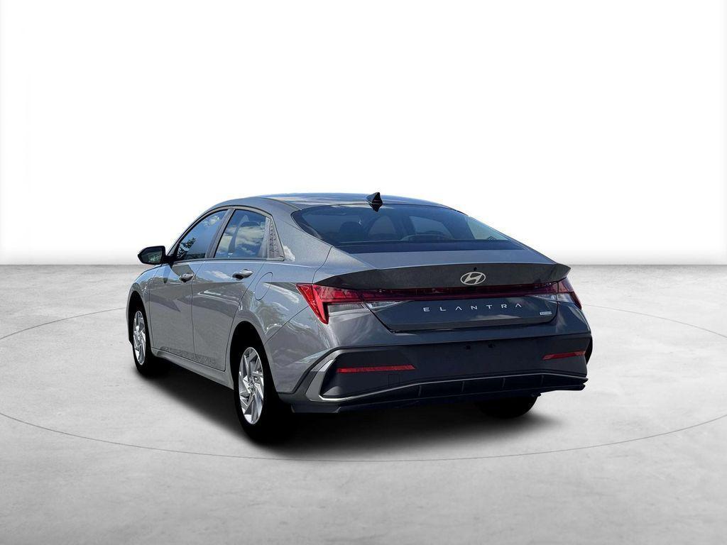 new 2026 Hyundai ELANTRA HEV car, priced at $26,585