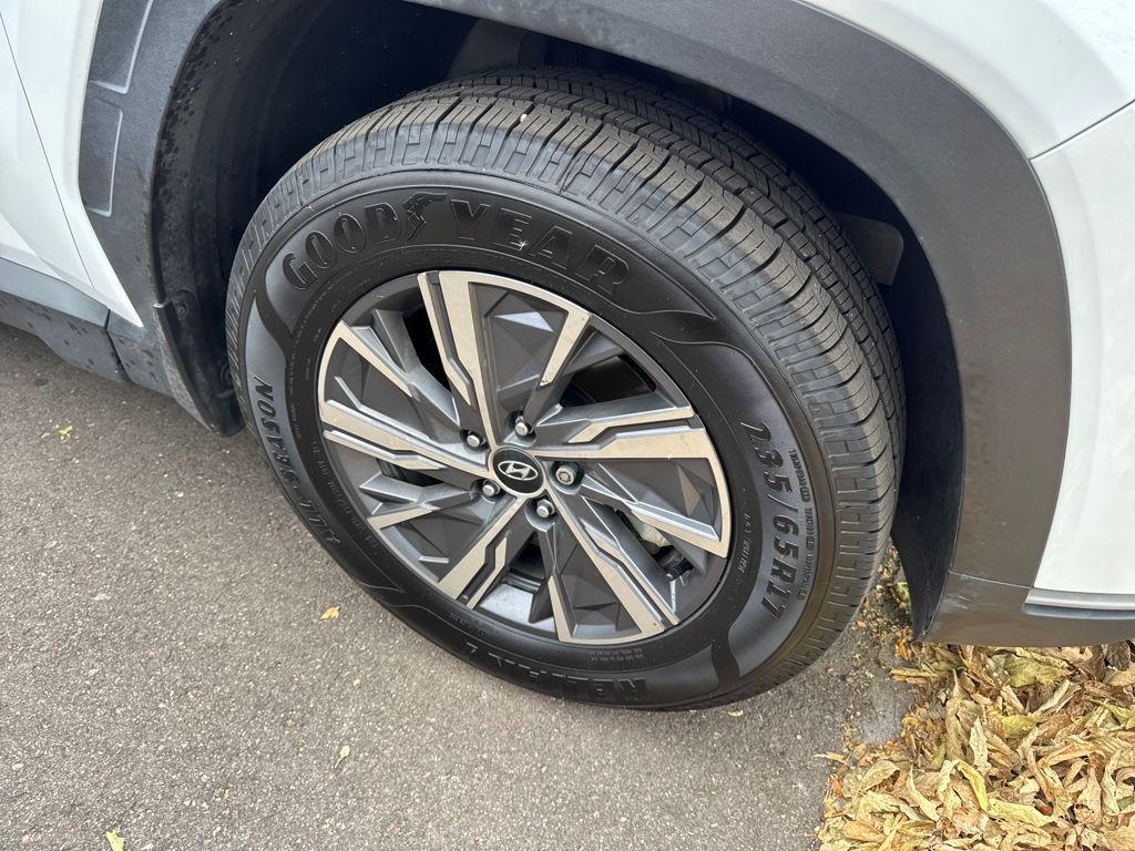 used 2022 Hyundai TUCSON Hybrid car, priced at $17,993