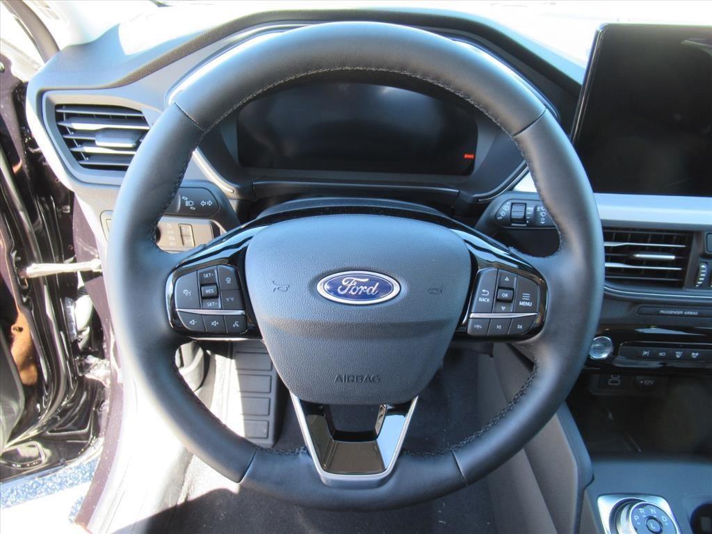 new 2025 Ford Escape car, priced at $30,346