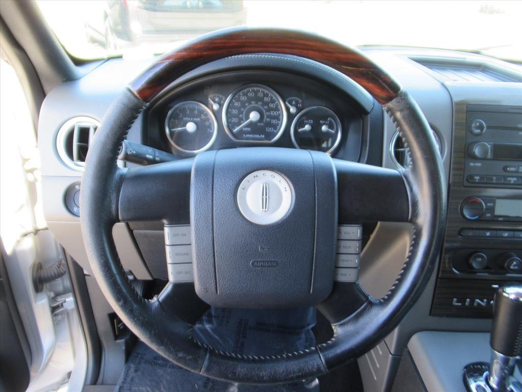 used 2007 Lincoln Mark LT car, priced at $11,250