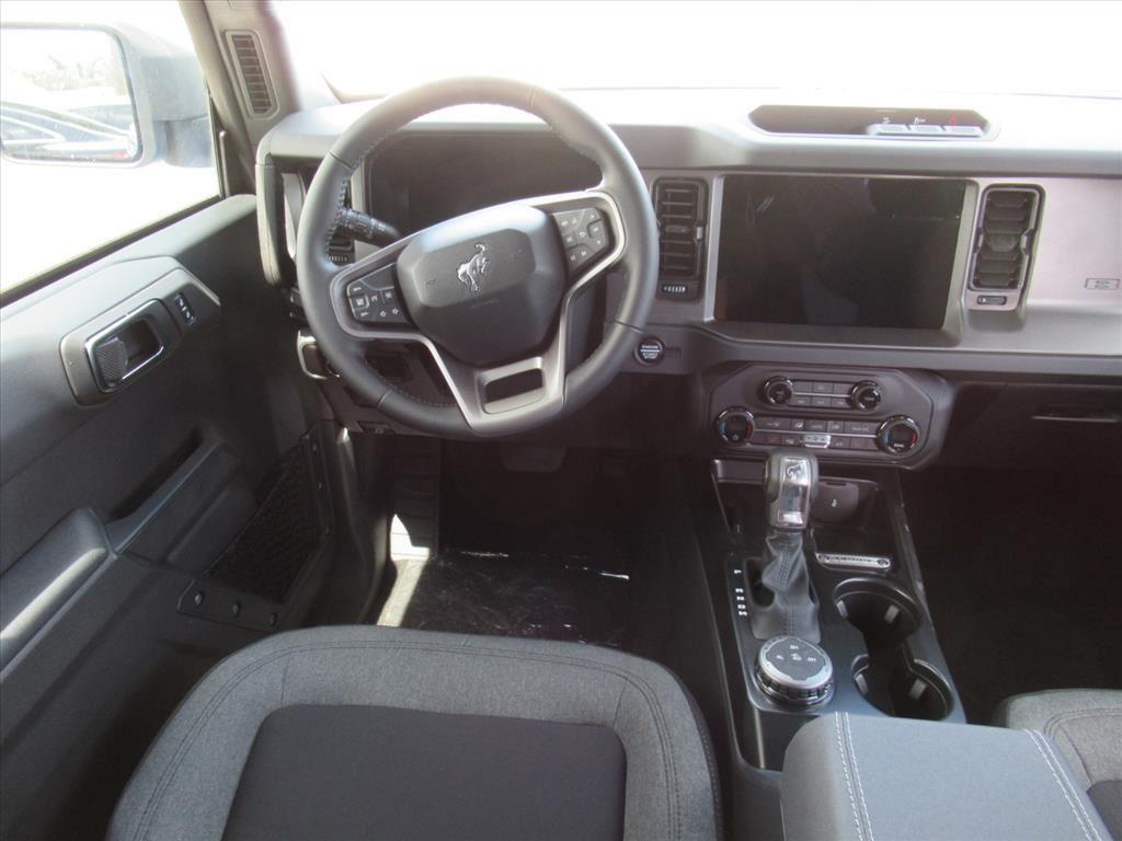 new 2025 Ford Bronco car, priced at $39,949