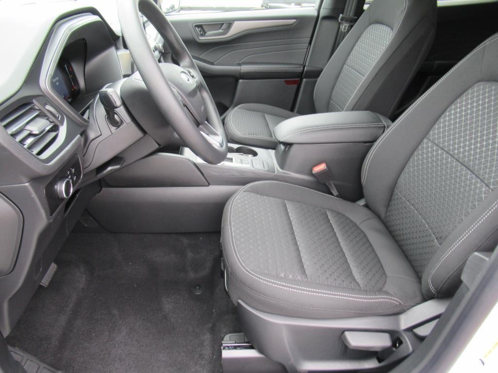 new 2025 Ford Escape car, priced at $25,571