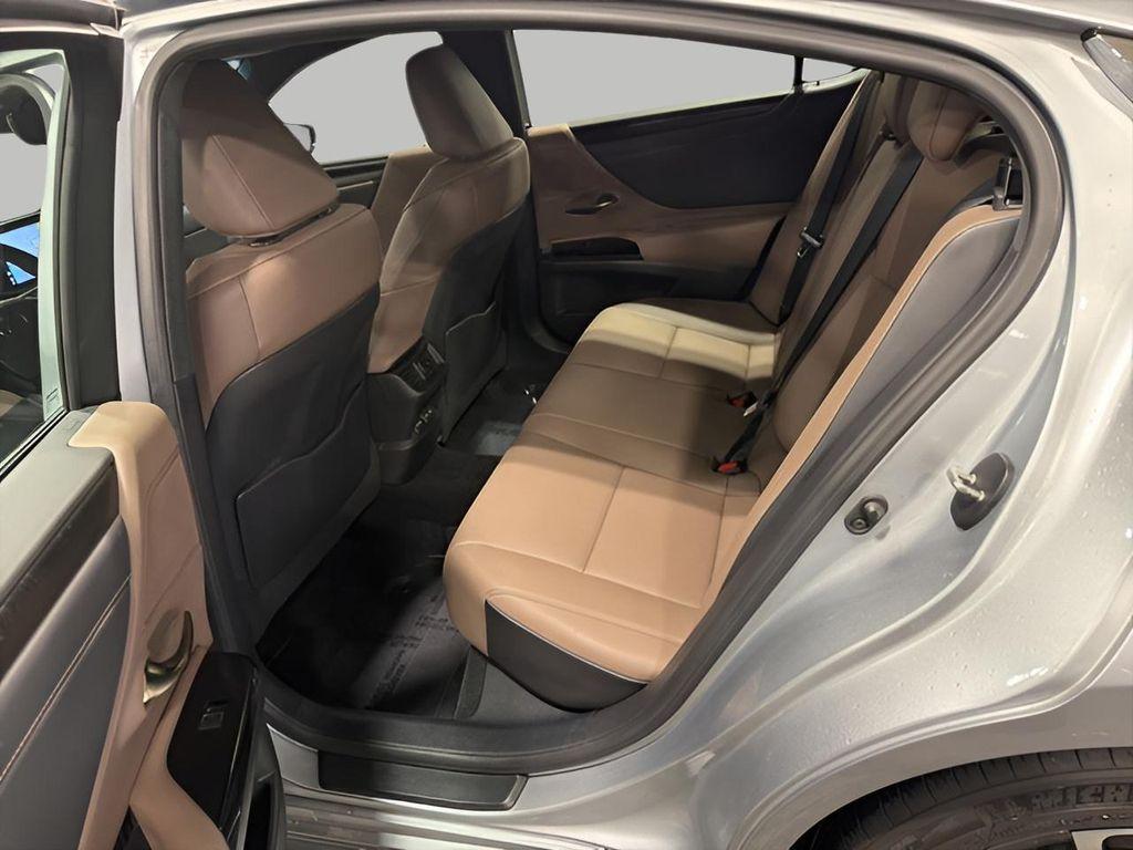 used 2022 Lexus ES 350 car, priced at $22,131