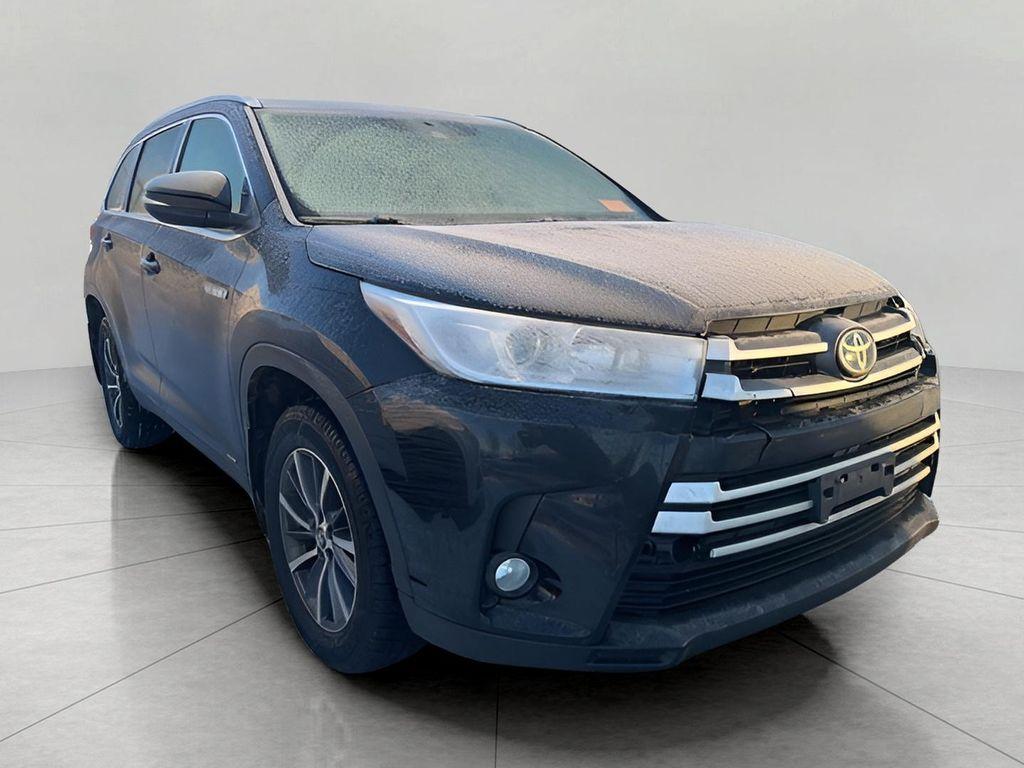 used 2019 Toyota Highlander Hybrid car, priced at $22,069