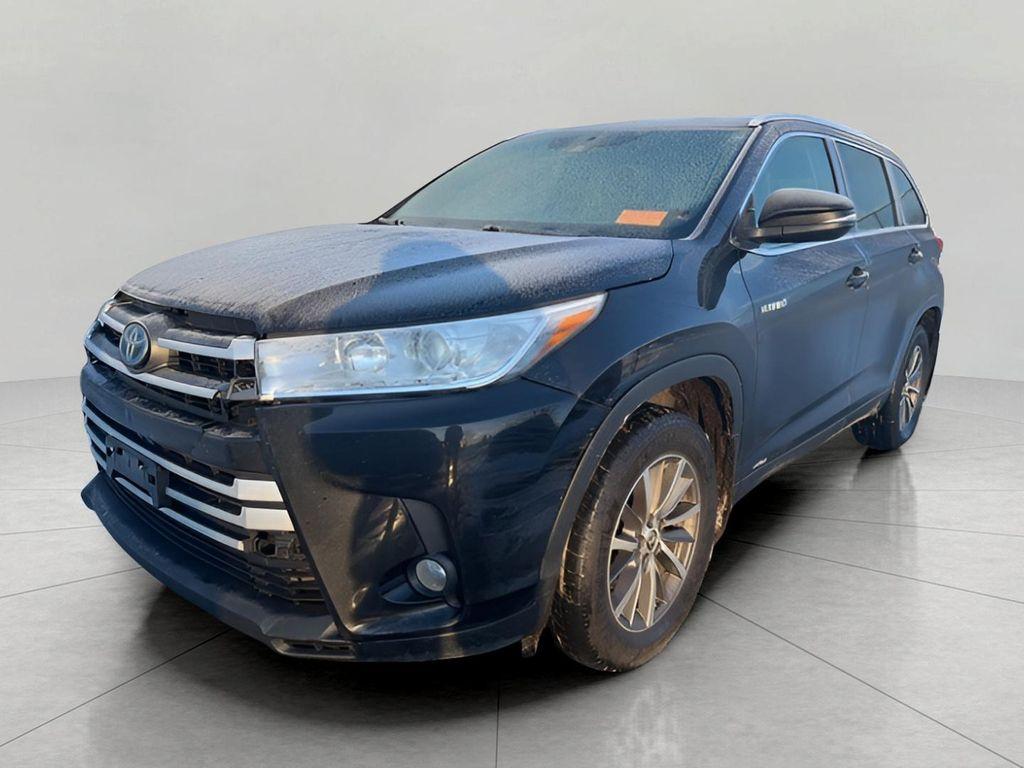 used 2019 Toyota Highlander Hybrid car, priced at $22,069