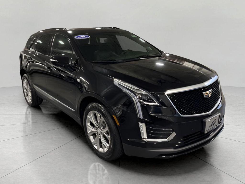 used 2020 Cadillac XT5 car, priced at $28,149