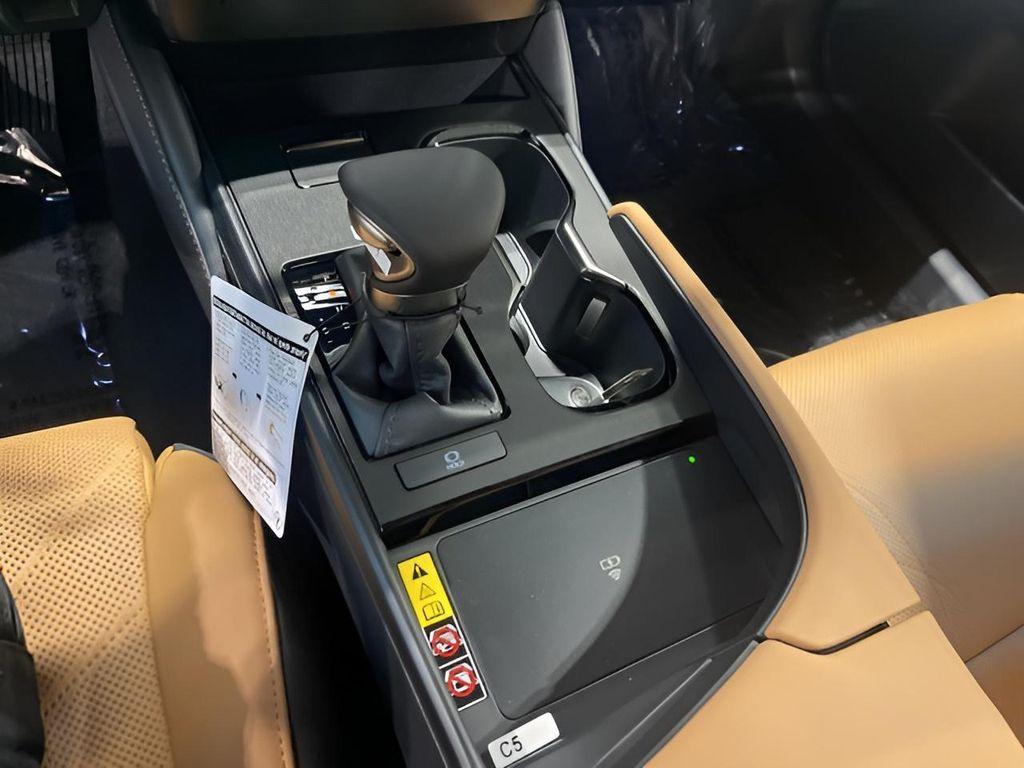 new 2025 Lexus ES 350 car, priced at $53,775