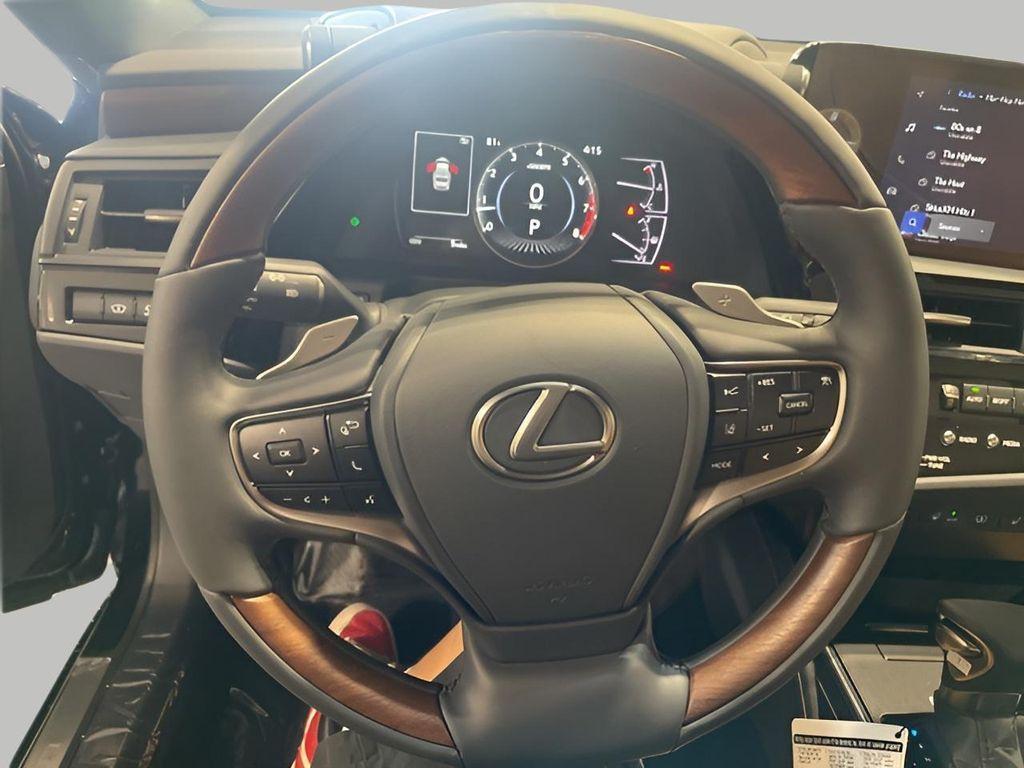 new 2025 Lexus ES 350 car, priced at $53,775