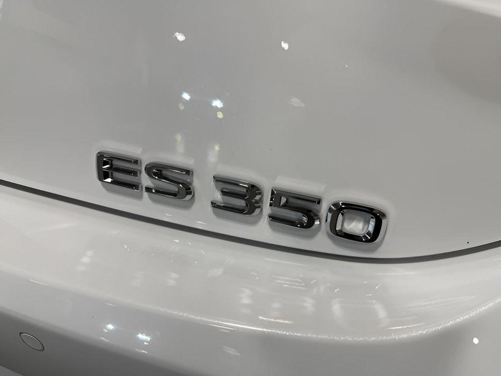 new 2025 Lexus ES 350 car, priced at $54,415