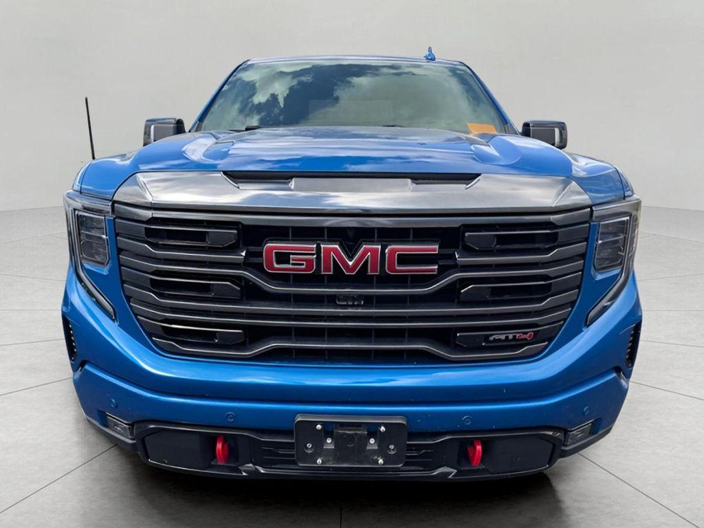 used 2022 GMC Sierra 1500 car, priced at $43,972