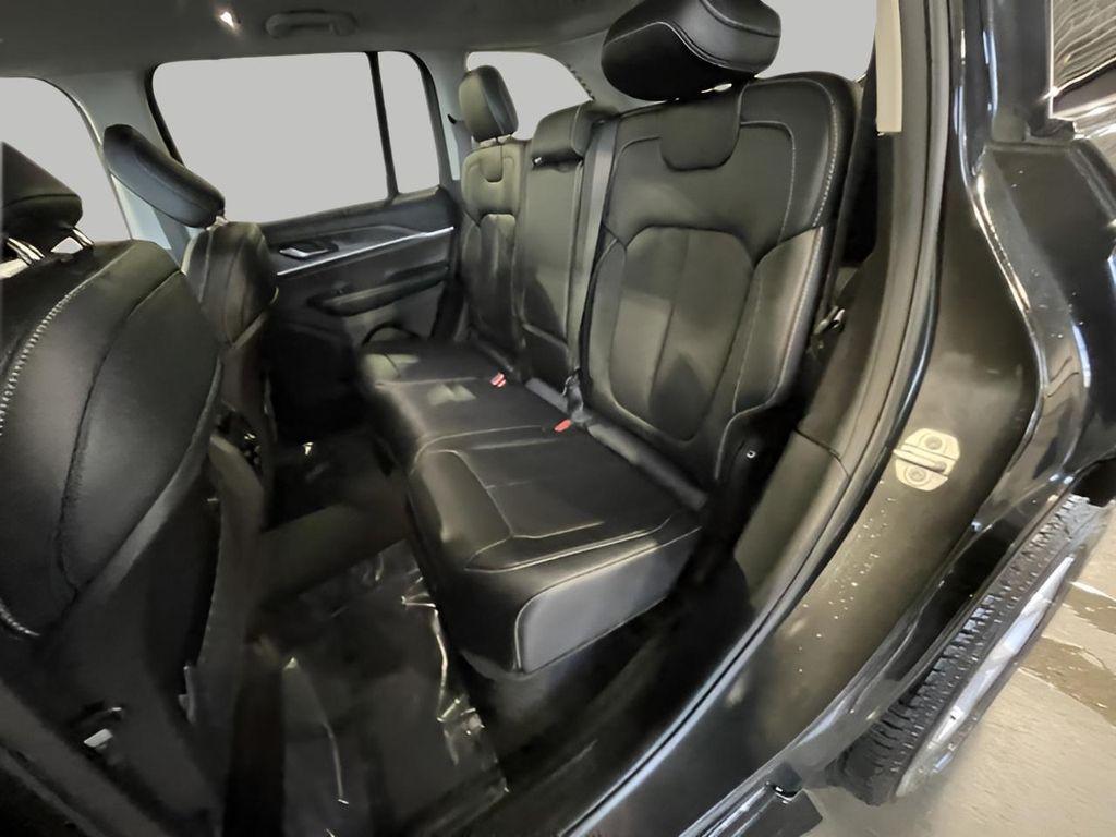 used 2023 Jeep Grand Cherokee car, priced at $29,978