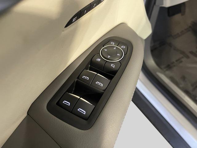 used 2017 Cadillac XT5 car, priced at $17,512