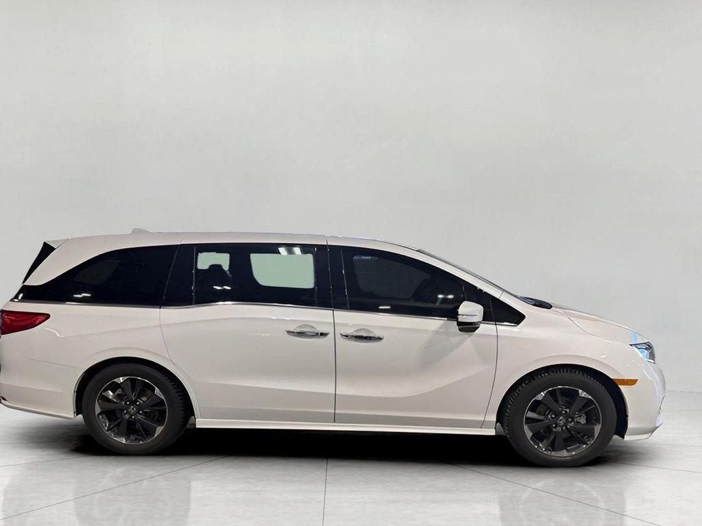 used 2024 Honda Odyssey car, priced at $39,354