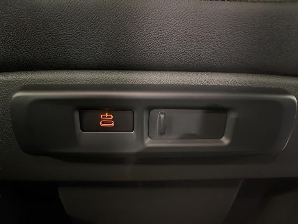 used 2021 BMW X5 car, priced at $35,276