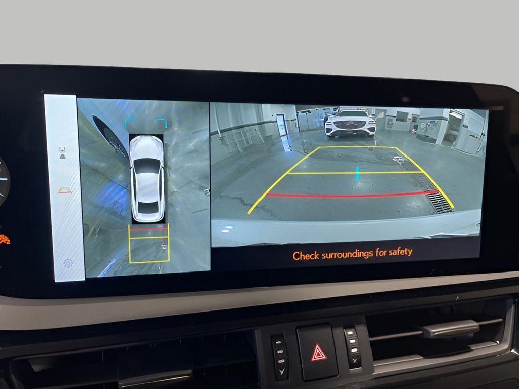 new 2025 Lexus ES 350 car, priced at $51,830