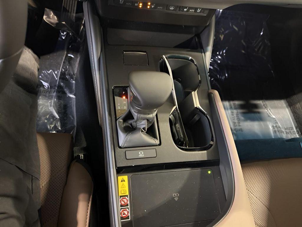 new 2025 Lexus ES 350 car, priced at $51,830