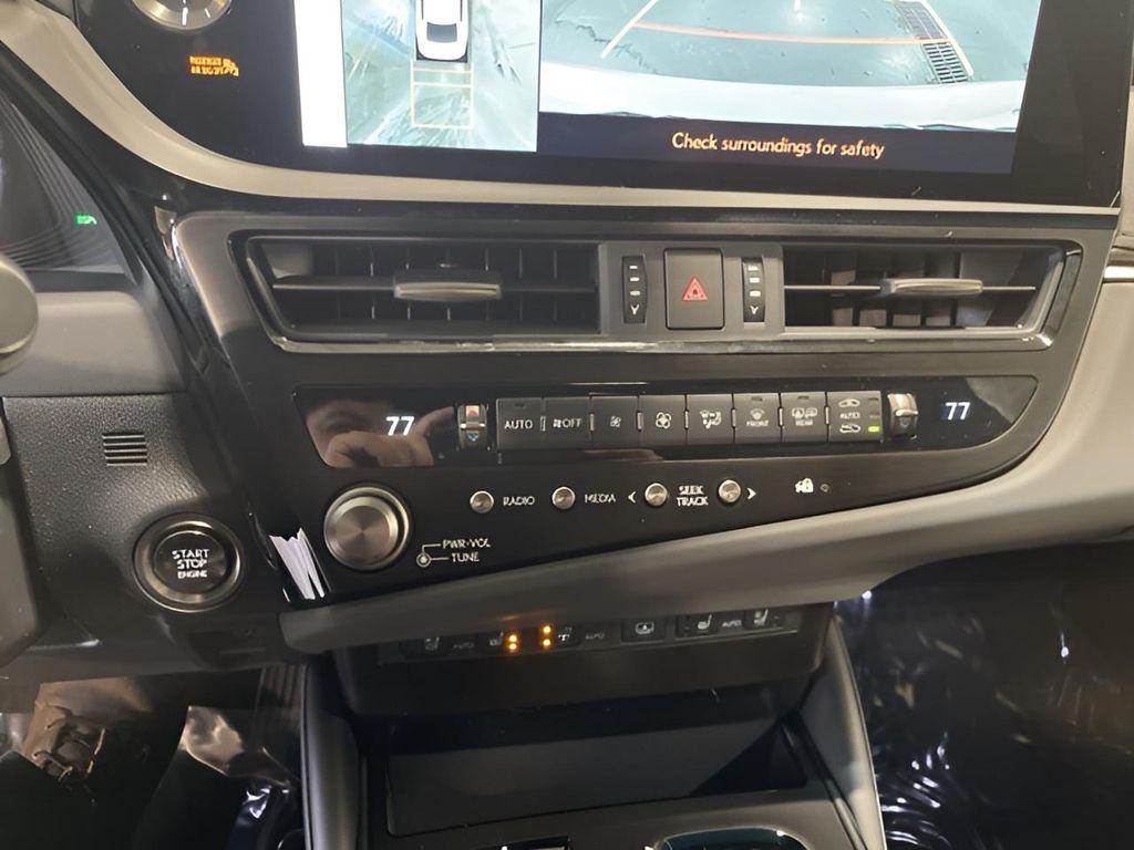 new 2025 Lexus ES 350 car, priced at $51,830