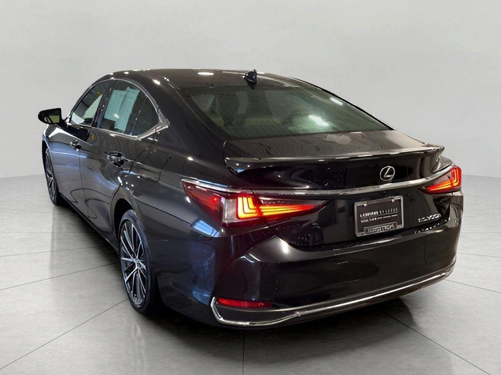 used 2025 Lexus ES 300h car, priced at $42,994
