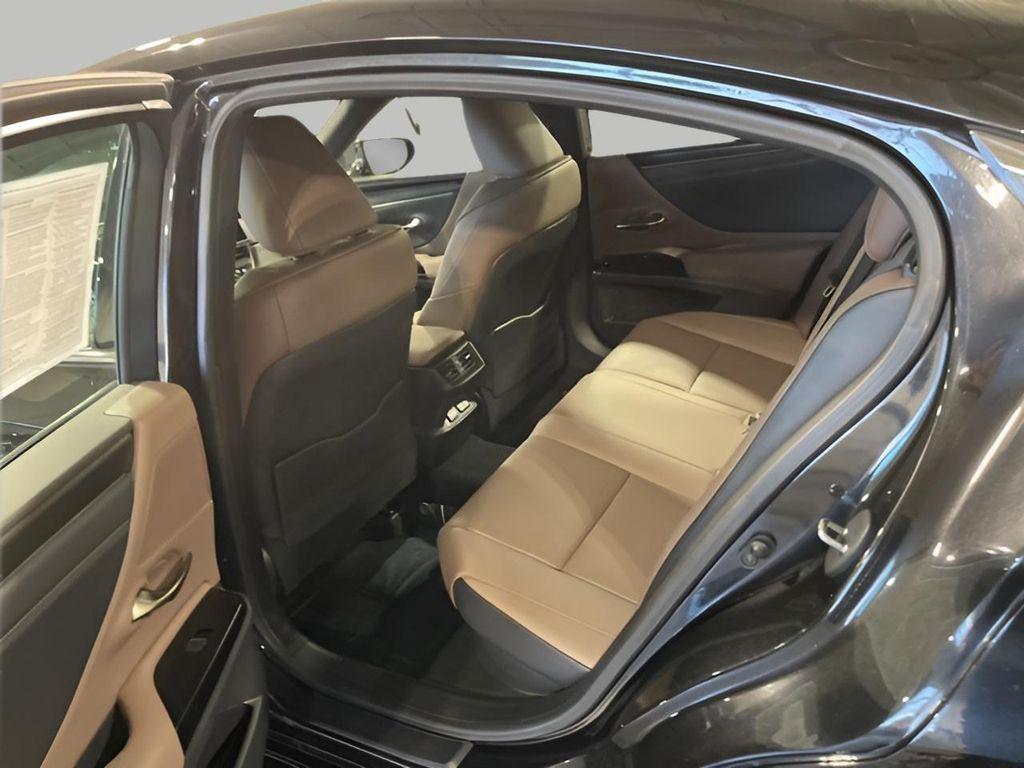 used 2025 Lexus ES 300h car, priced at $42,994