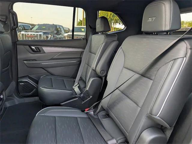 new 2026 Buick Enclave car, priced at $45,405