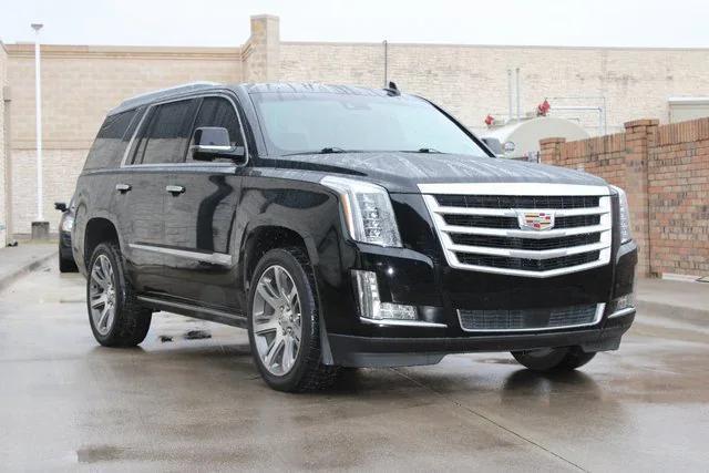 used 2016 Cadillac Escalade car, priced at $20,800