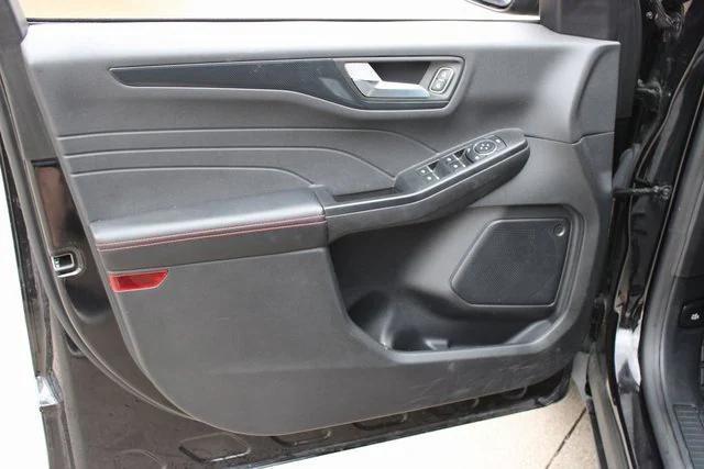 used 2025 Ford Escape car, priced at $20,299